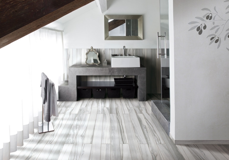 faience-salle-bains-epic-aspect-marbre-blanc-gris-meuble-vasque-béton-miroir