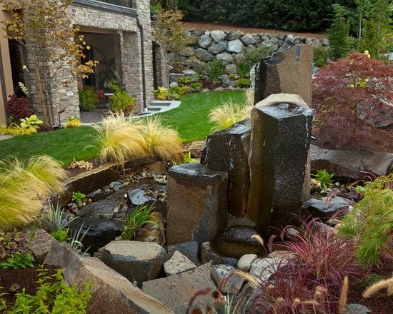 fontaine-jardin-pierre-herbe-Japon-graminées-ornement