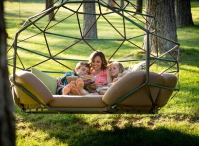 hamac-suspendu-Kodama-Zomes-jardin-espace-exterieur