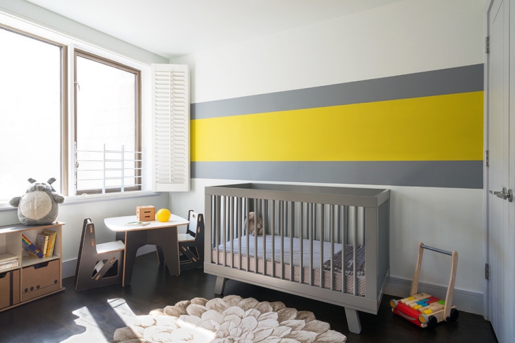 idées-meubles-décoration-chambre-bébé-blanc-gris-jaune