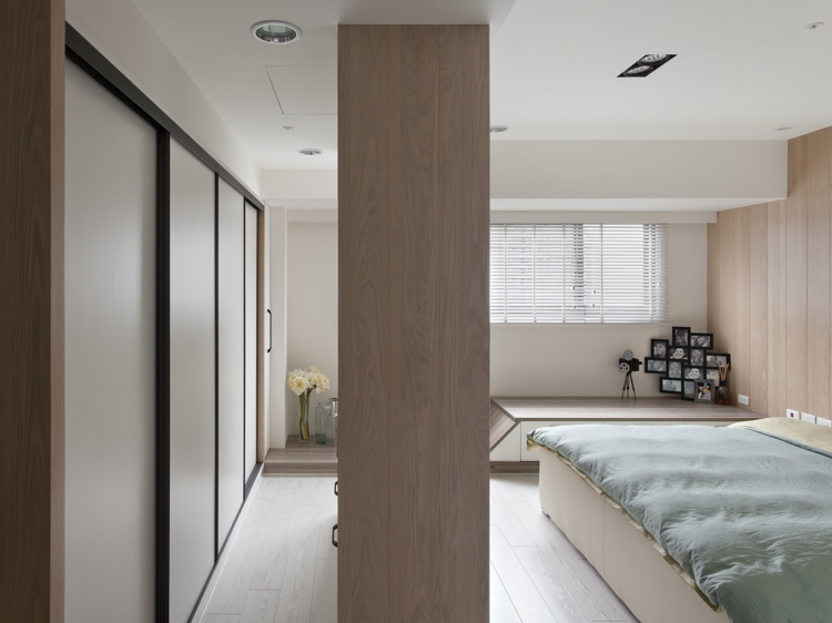 interieur-minimaliste-asiatique-chambre-coucher-armoire-lit-rangement intérieur minimaliste asiatique