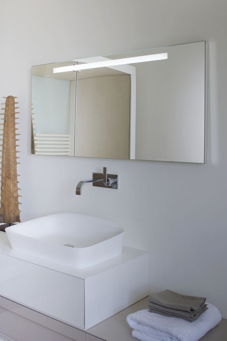 miroir-salle-bain-lumineux-lampe-néon-Arlex-design
