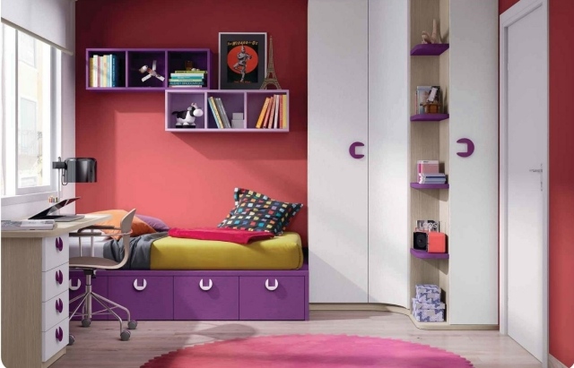 mobilier-chambre-enfant--armoire-rangement-blanc-tiroirs-violet-bureau-chaise-roulettes