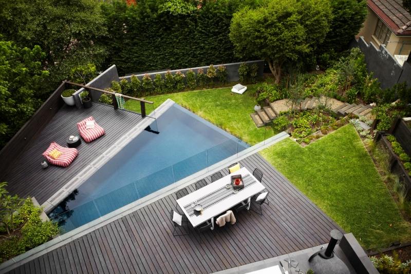 piscine exterieur terrasse moderne plage bois composite chauffeuses