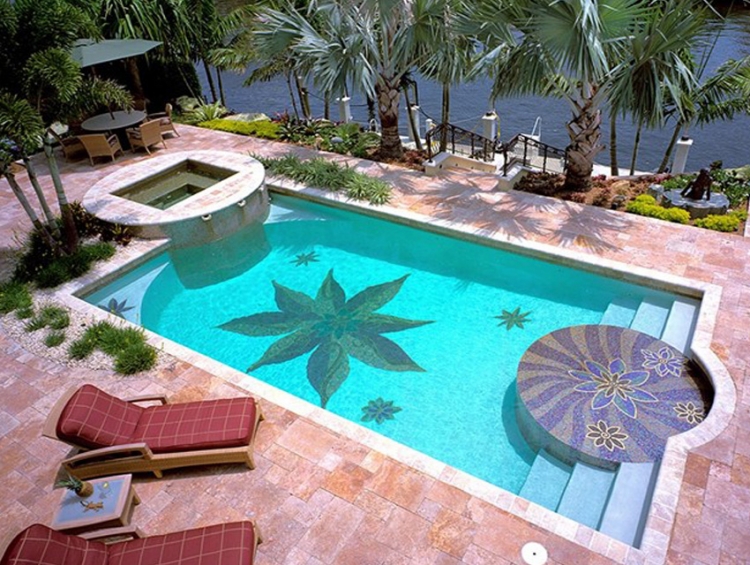 piscine-extérieur-dessins-exotiques-motifs-orientaux-villa-design