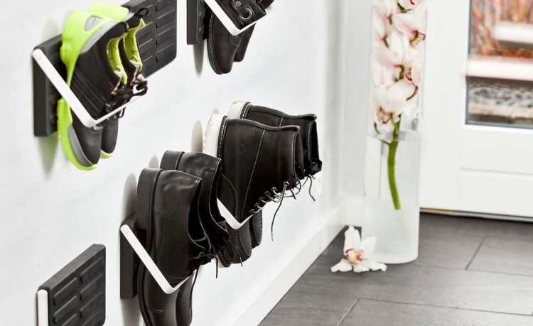 rangement chaussures mural protection-mur-plastique
