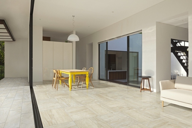 Carrelage imitation parquet, carreaux de ciment et pierre Revêtement sol en grès cérame comment nettoyer