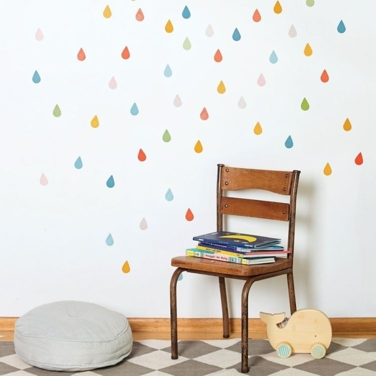 sticker-mural-chambre-bebe-deco-murale-chaise-pouf-chaise-motif-damier-sol