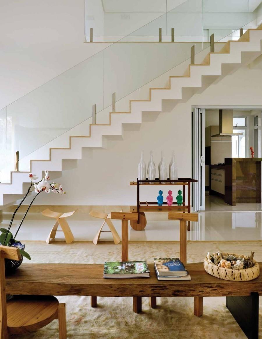 escalier design giron-contremarche-bois-Casa-do-Boi-Leo-Romano