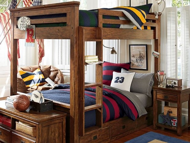 amenagement-chambre-ado-garçon-lit-superposé-meubles-rangement-bois-drapeau-américain