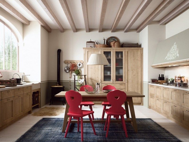 aménagement-de-cuisine- style-mediterranéen-armoire-rangement-coin-repas-chaises-rouge-table-manger