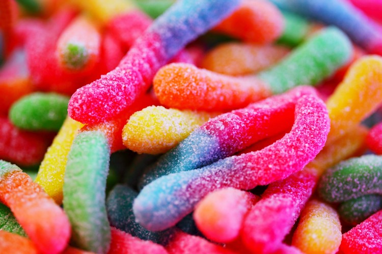 bonbons années 90 vers gelée multicolores