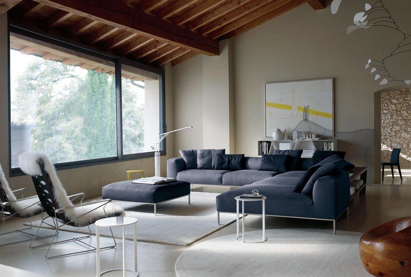 canapé-gris design italien B&B Italia fauteuils fourrures
