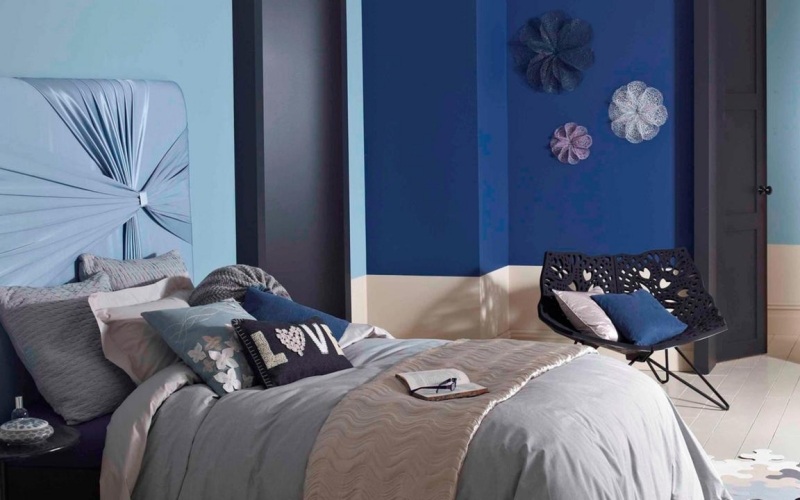 couleur-peinture-chambre-combinaison-bleu-foncé-bleu-clair