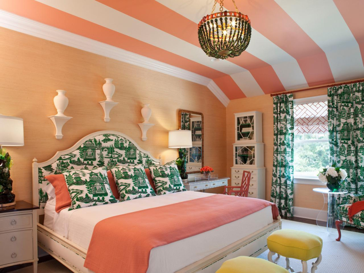 couleur peinture chambre -pêche-plafond-rayures-blanc-orange