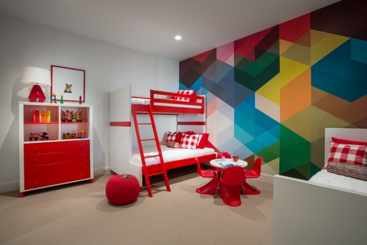 Déco chambre enfant: 77 idées qui vont vous inspirer! Armoire enfant peinte
