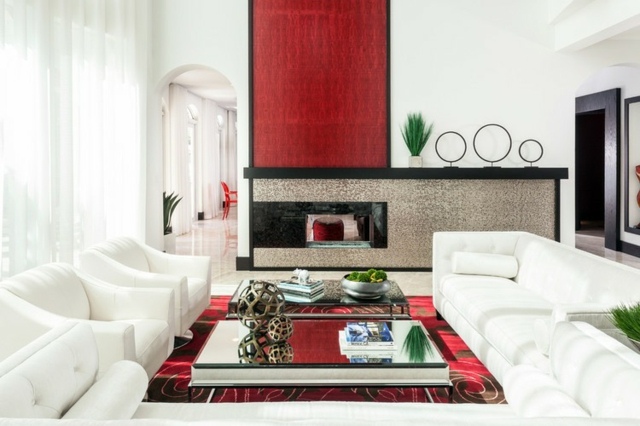 design-mural-salon-blanc-gabillage-cheminée-mosaique-mur-accent-rouge-canapé-blanc design mural