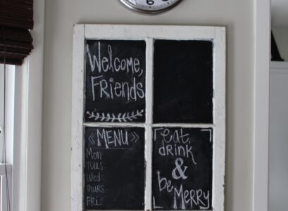 diy-deco-cadre-vieille-fenetre-peinture-ardoise-horloge