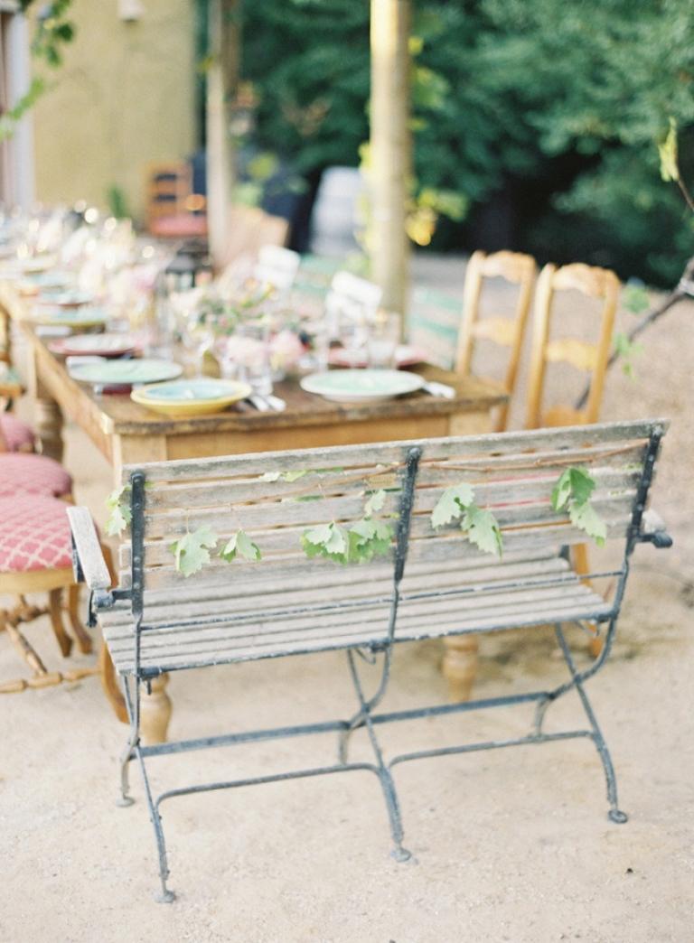 déco-garden-party-rustique-table-ancienne-bois-vieilli