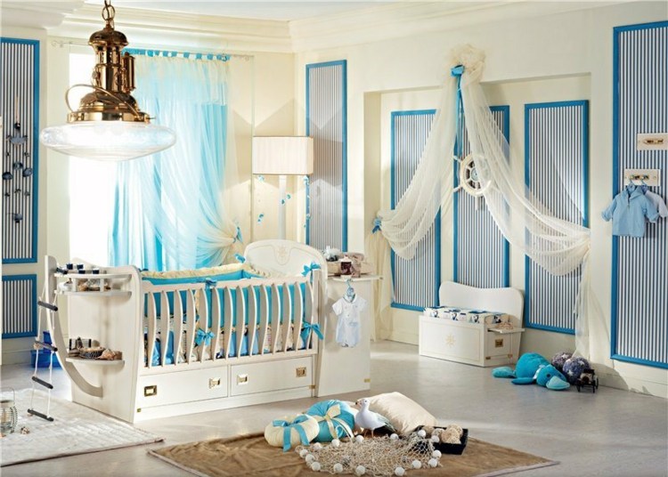 déco-murale-chambre-bébé-theme-marin-ciel-lit-tapis-gouvernail