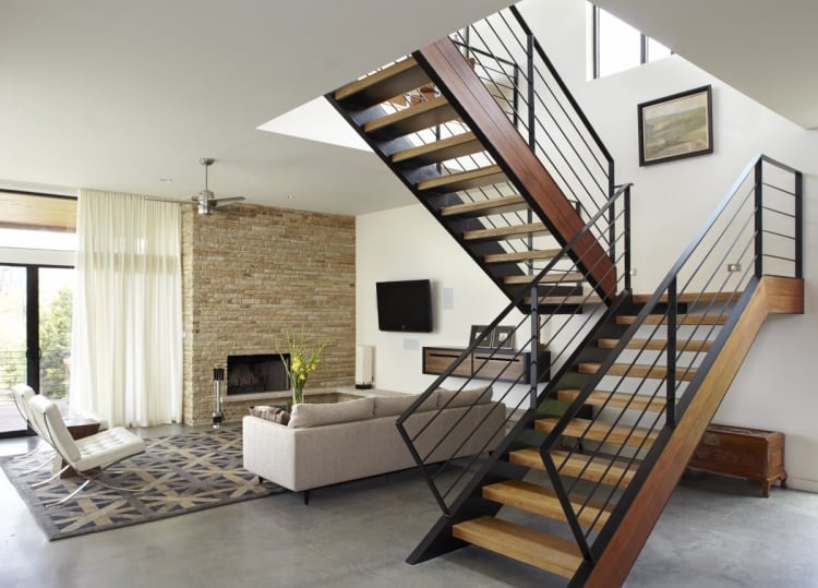 escalier-bois-acier-palier-intermédiaire-sol-béton-ciré