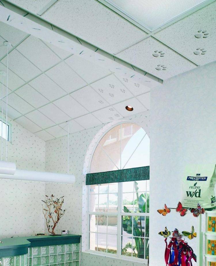 faux-plafond-idee-decoration-empreinte-suspensions