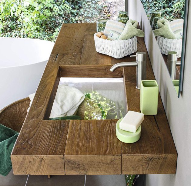 lavabo-design-Lago-plan-travail-bois-massif-panier-blanc-ensemble-accessoires-verts