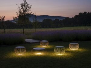 luminaire-jardin-MERIDIANO-Vibia-tiges-acier-led