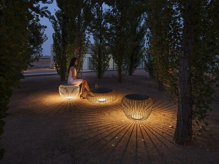 luminaire-jardin-MERIDIANO-Vibias-acier-design-original luminaire de jardin