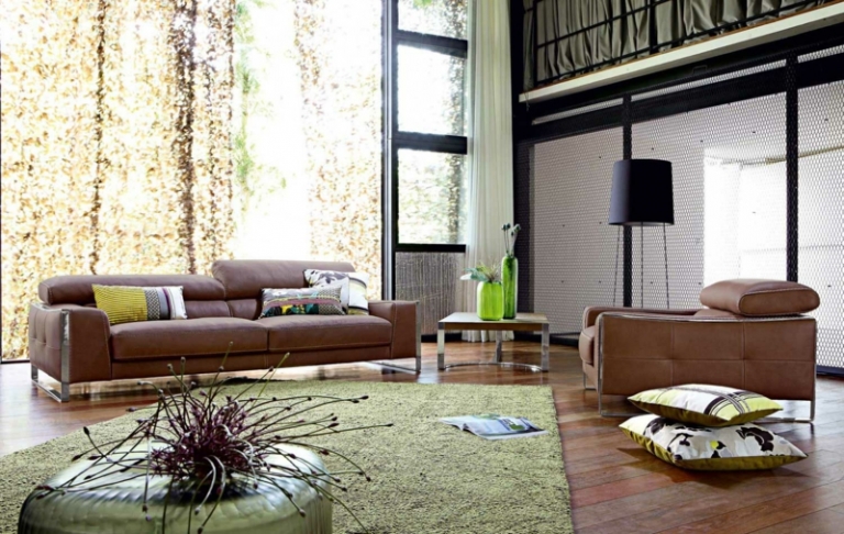 meubles cuir marron lampadaire-design noir Roche Bobois