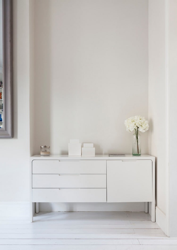 meubles maison  blanc-armoire-rangement-peinture-murale
