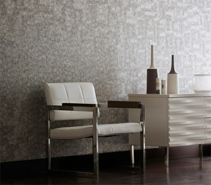 papier-peint-design-gris-motif-taches-chaise-blanche-commode-blanche