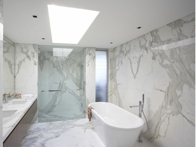 revêtement-sol-pierre-naturelle-marbre-baignoire-douche-italienne-lavabo-sous-lavabo