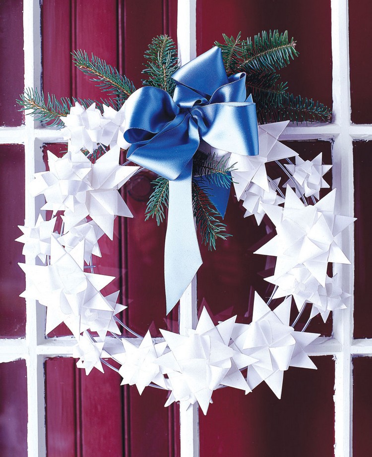 bricolage de Noël –papier-couronne-porte-etoiles-3d