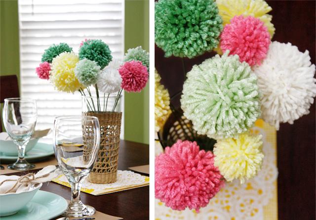 bricolage-paques-pompons-laine-multicolores-vase-haut-verre bricolage pour Pâques