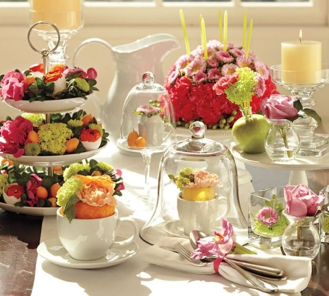bricolage-paques-présentoir-cupcakes-arrangements-floraux bricolage pour Pâques