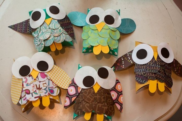 bricolage-pour enfants hiboux rouleaux papier motifs multicolores