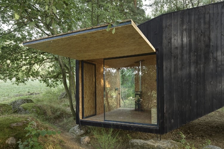 cabane-jardin-moderne-bois-massif-design-minimaliste