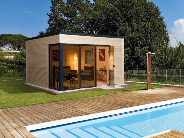 cabane-jardin-moderne-design-moderne-toit-plat-piscine-gazon cabane de jardin