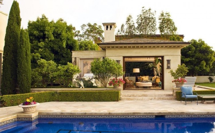 cabane-jardin-moderne-pool-house-piscine-terrasse-bordure-buis cabane de jardin