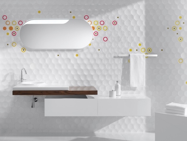 carrelage-salle-bains-blanc-3D-motifs-colorés-cercles carrelage pour salle de bains