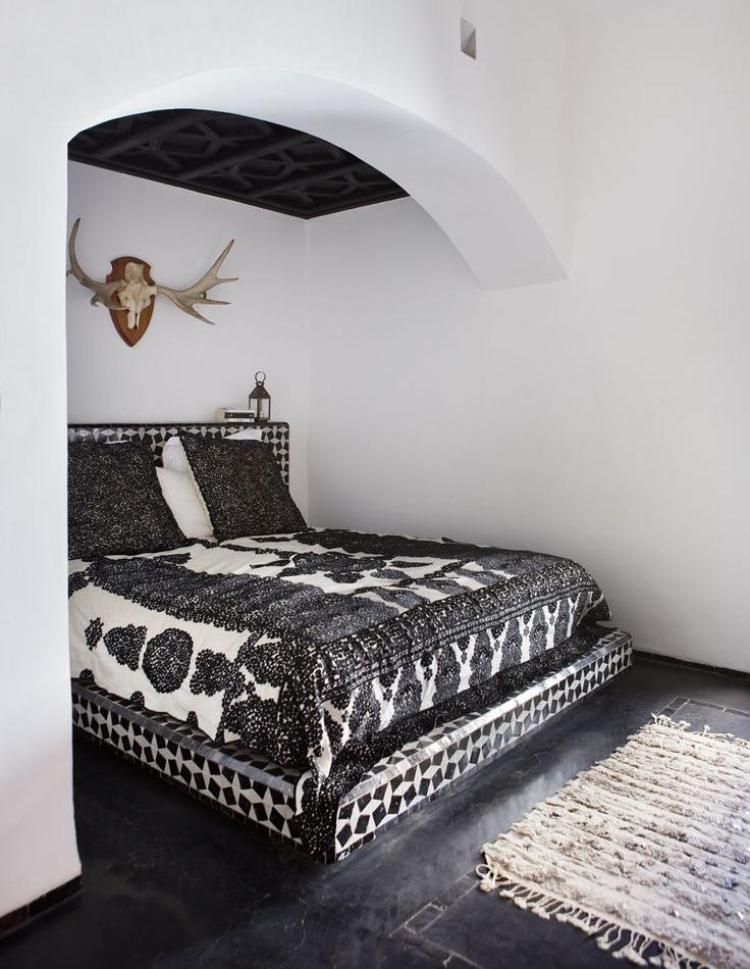 Chambre bohème – atmosphère romantique en blanc Créatif Beige Literie