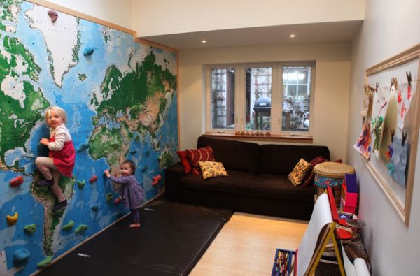 chambre-enfant-deco-murale-carte-monde-mur-escalade-peinture-blanche