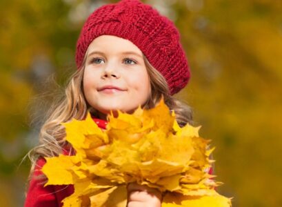 deco-fenetre-feuilles-automnales-bricolage-enfant