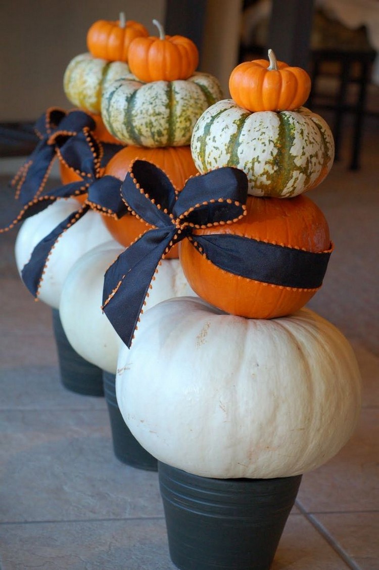 decoration-citrouille-automne-citrouilles-arangements-noeuds-noirs