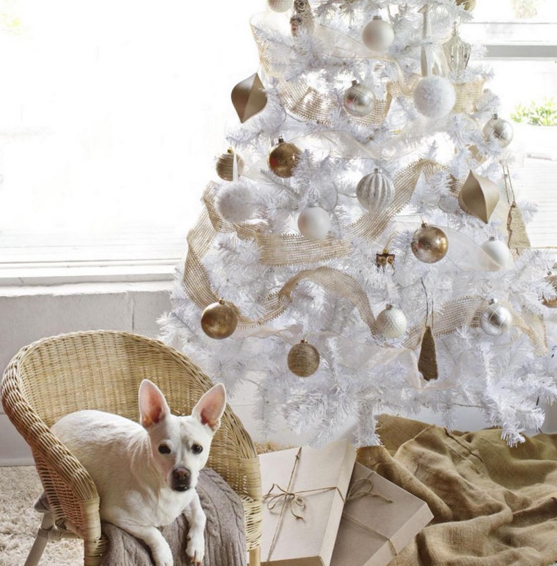decorations-Noel-argent-arbre-Noel-blanc-ornements-guirlande-or-argent