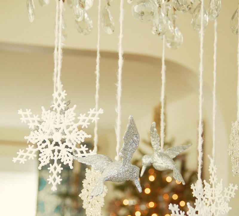 decorations-Noel-argent-ornements-oiseaux-flocons-neige-blanc-argent décorations Noël