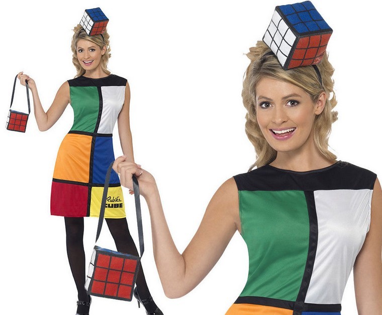 deguisement-annees-80-robe-motifs-carrées-multicolores-sac-cube-rubik déguisement années 80