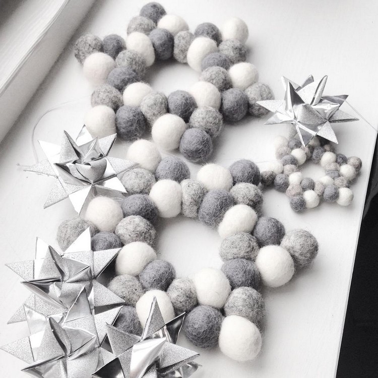 déco Noël à fabriquer -étoiles-boules-feutre-étoiles-papier-argent-plié