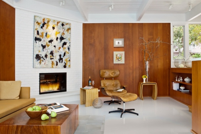 déco-campagne-chic-lambris-mural-bois-fauteuil-design-Eames